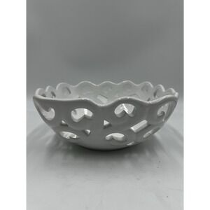 Tabletops Gallery Modern Farmhouse White Cut Out Bread Basket Ceramic 8.5" Sq